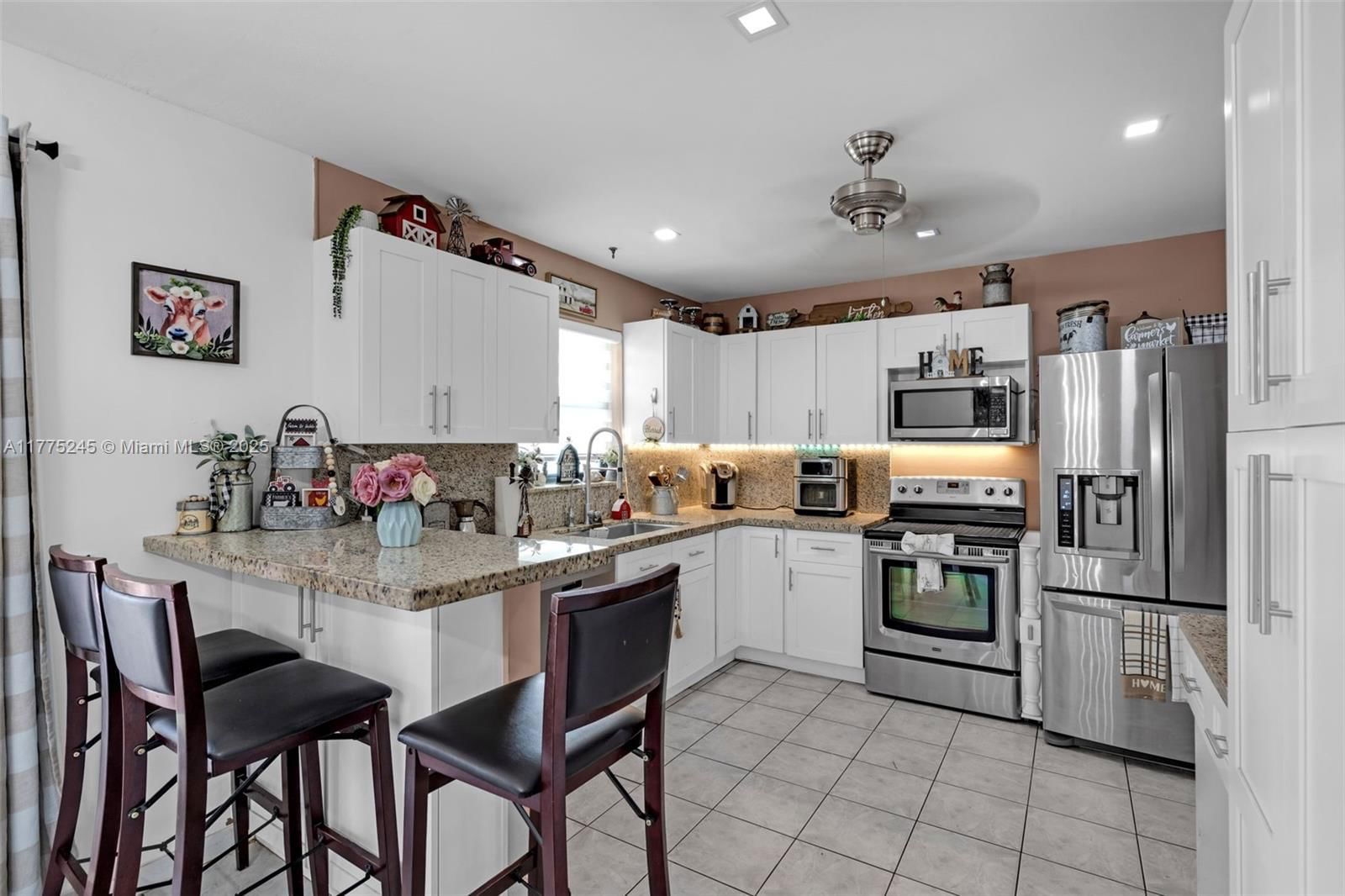 Real estate property located at 7470 Simms St, Broward, Driftwood Estates No 3, Hollywood, FL