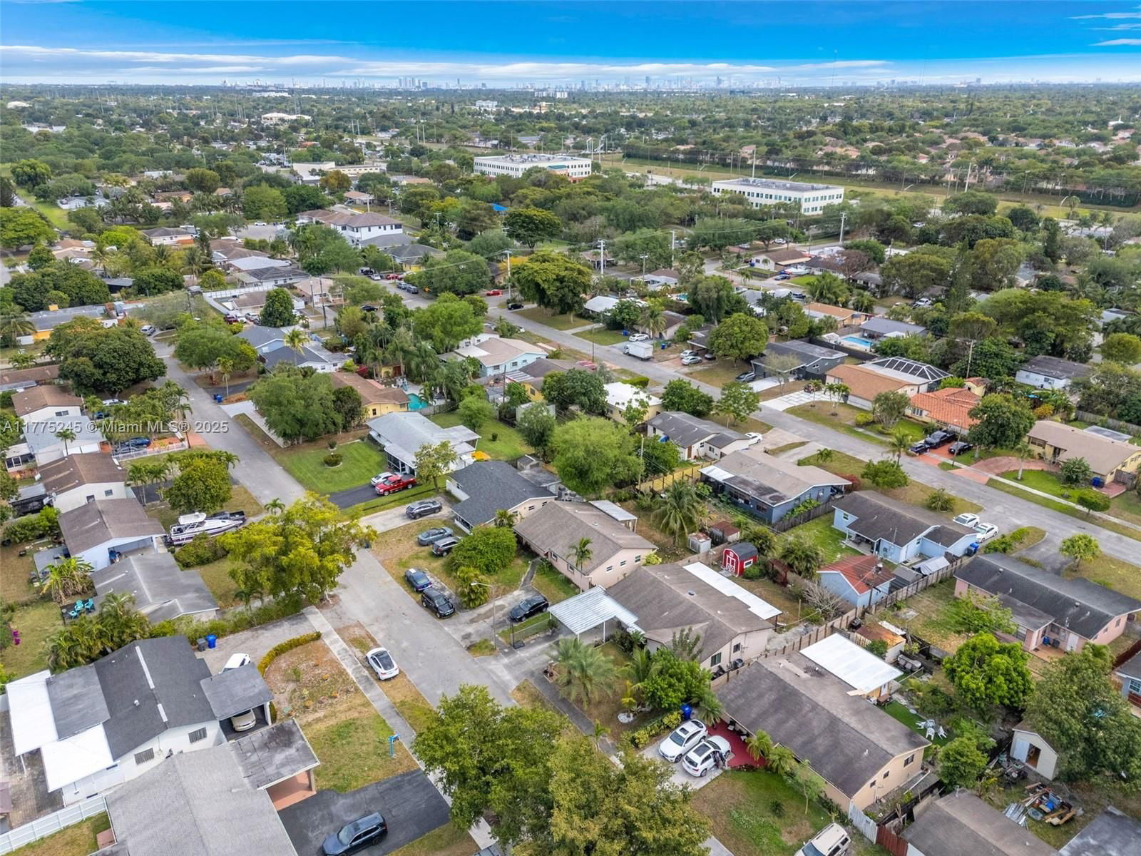 Real estate property located at 7470 Simms St, Broward, Driftwood Estates No 3, Hollywood, FL