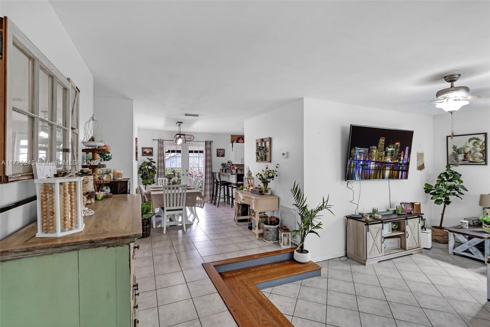 Real estate property located at 7470 Simms St, Broward, Driftwood Estates No 3, Hollywood, FL