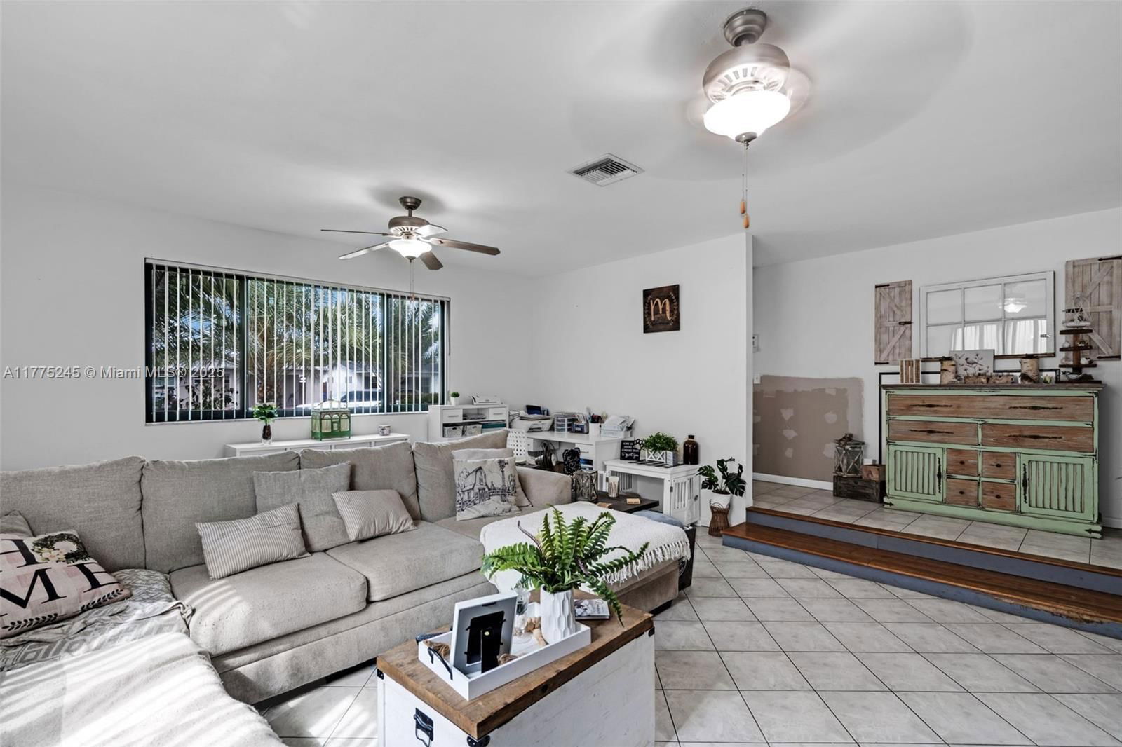 Real estate property located at 7470 Simms St, Broward, Driftwood Estates No 3, Hollywood, FL