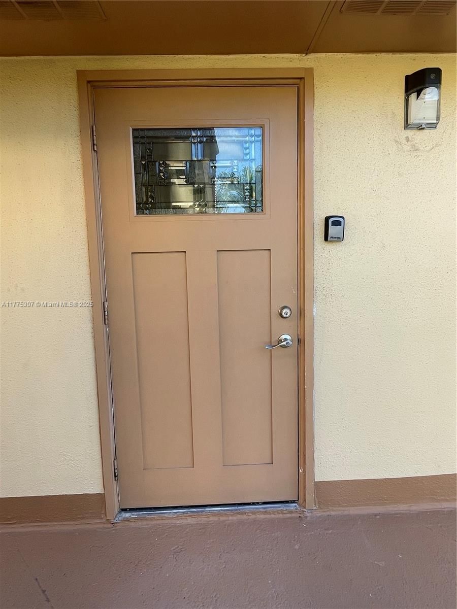 Real estate property located at 233 Saxony E #233, Palm Beach, Kings Point Saxony Condos, Delray Beach, FL