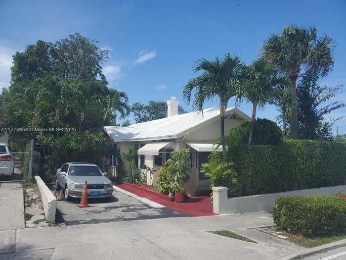 Real estate property located at 705 Palm Beach Lakes Blvd, Palm Beach, Freshwater 11th & 12th Av, West Palm Beach, FL