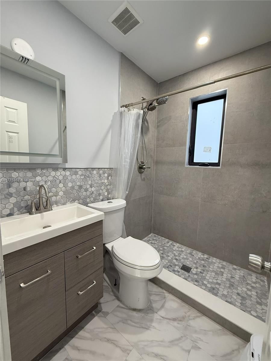 Real estate property located at 781 108th St, Miami-dade, Pinewood Park Extension, Miami, FL