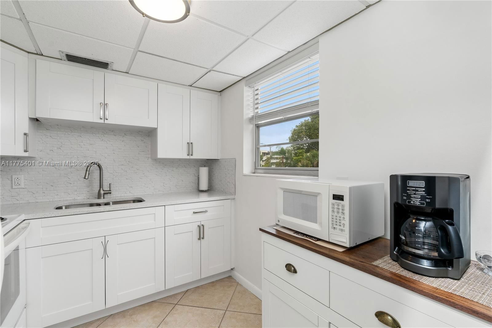 Real estate property located at 40 Harwood B #40, Broward, Harwood B Condo, Deerfield Beach, FL