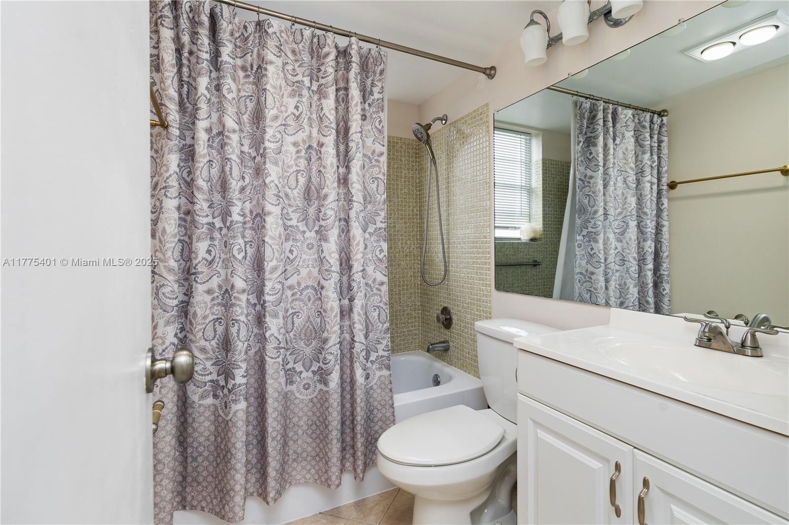 Real estate property located at 40 Harwood B #40, Broward, Harwood B Condo, Deerfield Beach, FL
