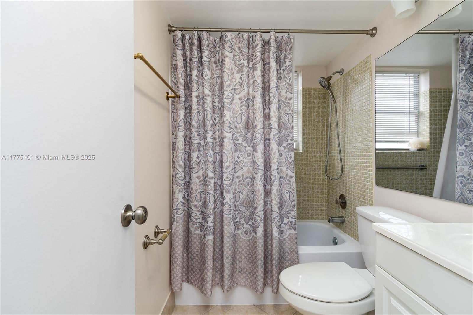 Real estate property located at 40 Harwood B #40, Broward, Harwood B Condo, Deerfield Beach, FL