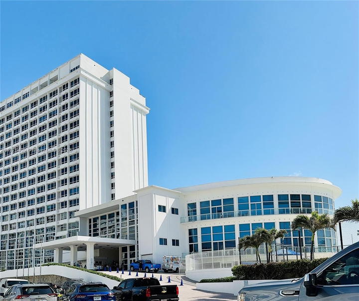 Real estate property located at 5445 Collins Ave #1520, Miami-dade, Castle Beach Club Condo, Miami Beach, FL