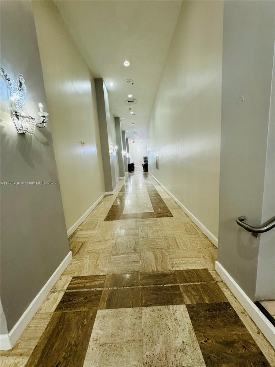 Real estate property located at 5445 Collins Ave #1520, Miami-dade, Castle Beach Club Condo, Miami Beach, FL