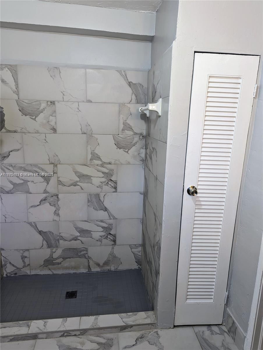 Real estate property located at 6130 32nd St, Broward, Coral Heights, Miramar, FL