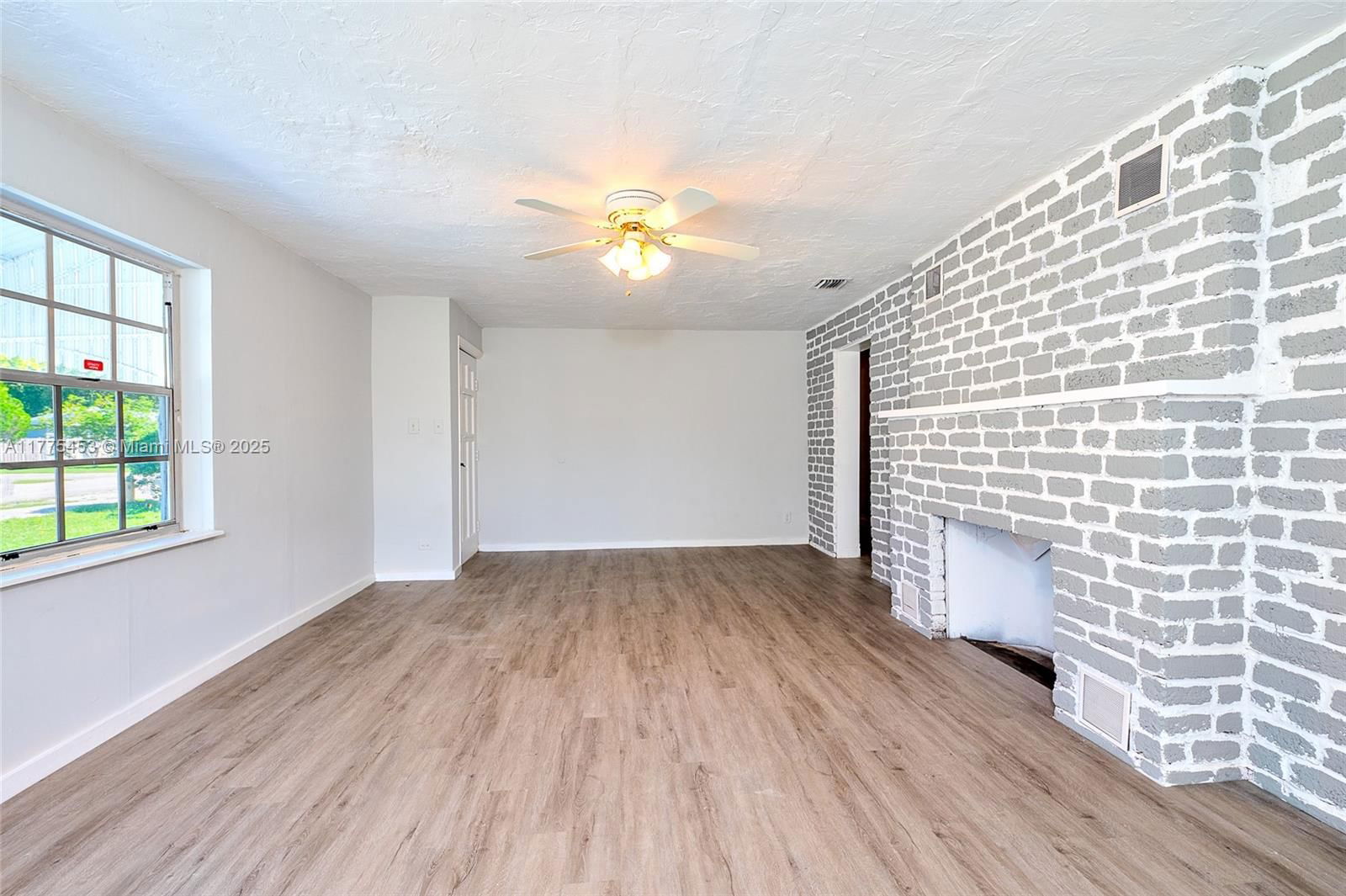 Real estate property located at 6130 32nd St, Broward, Coral Heights, Miramar, FL