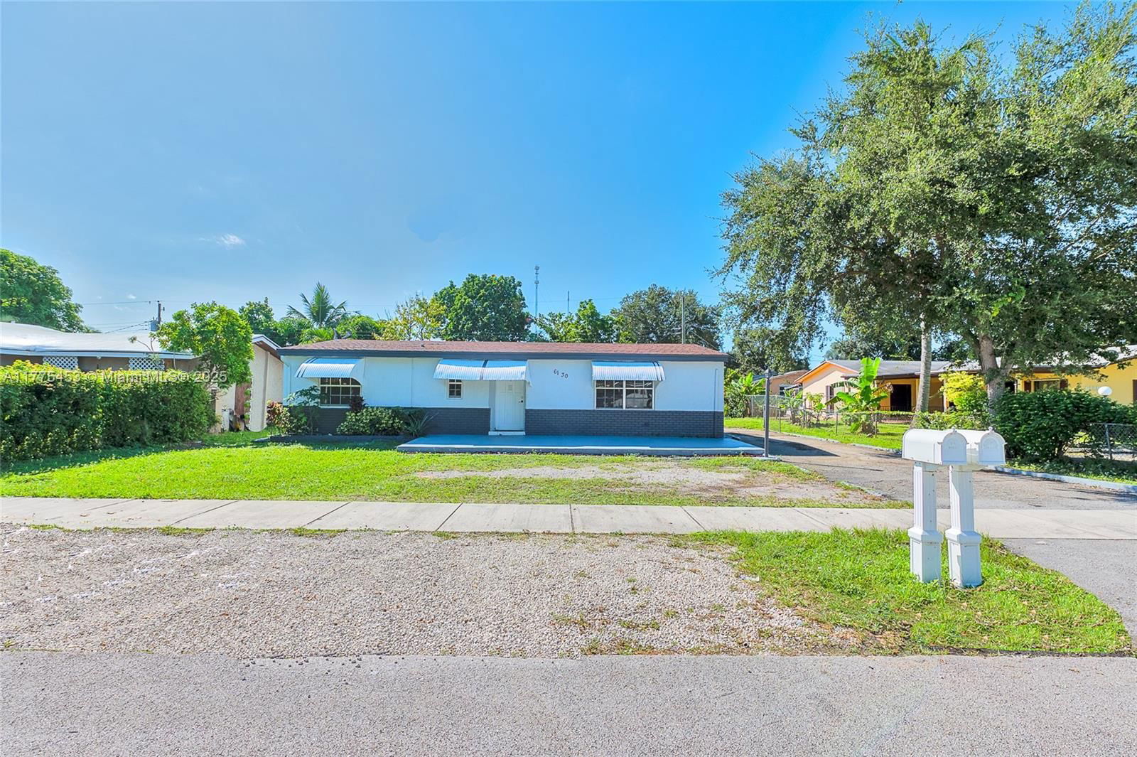 Real estate property located at 6130 32nd St, Broward, Coral Heights, Miramar, FL