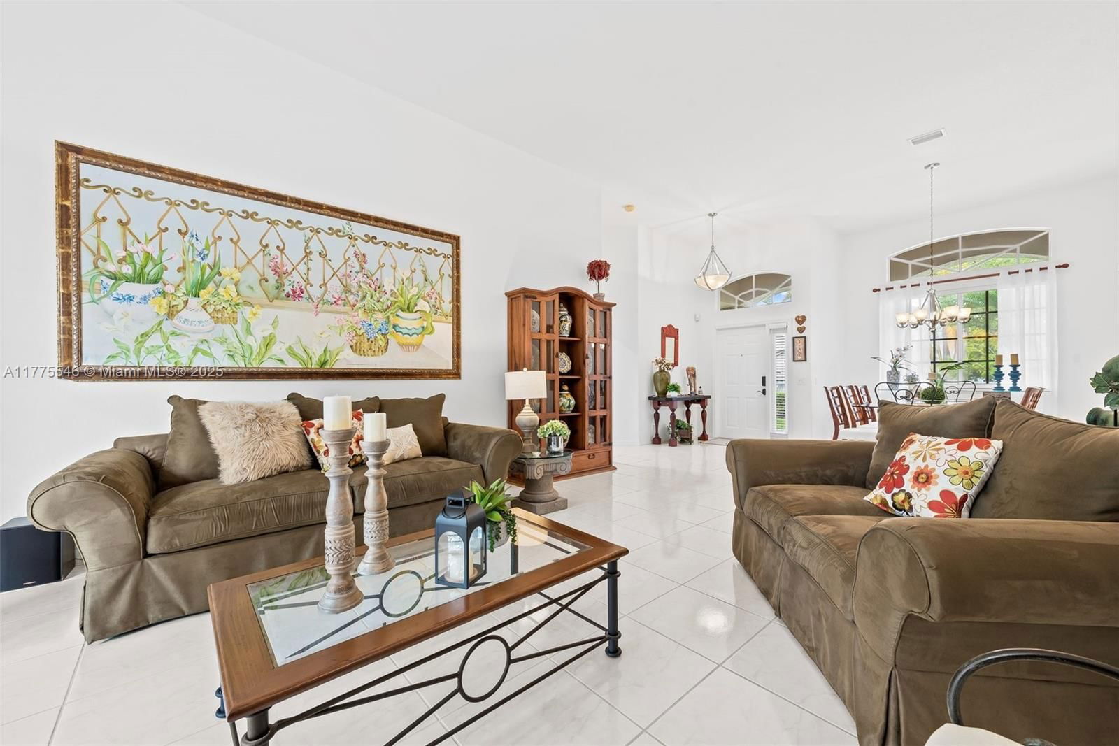 Real estate property located at 821 Crestview Cir, Broward, Sector 3 - Parcels H I J, Weston, FL