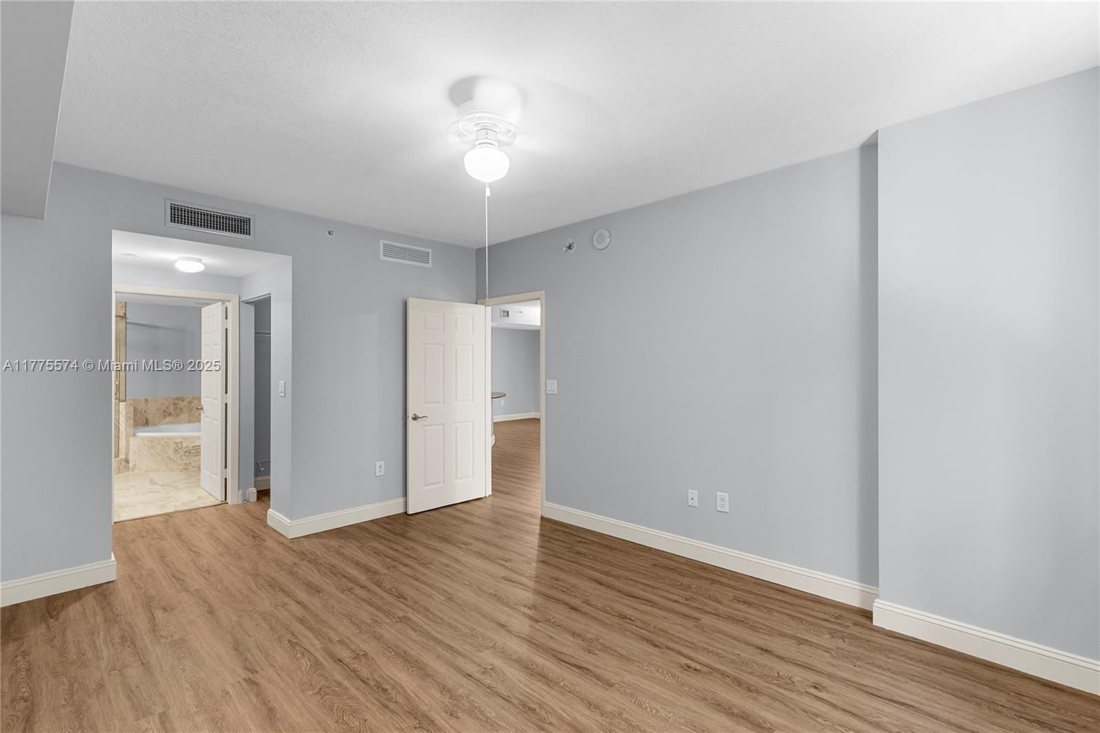 Real estate property located at 510 84th Ave #242, Broward, Veranda Condo, Plantation, FL