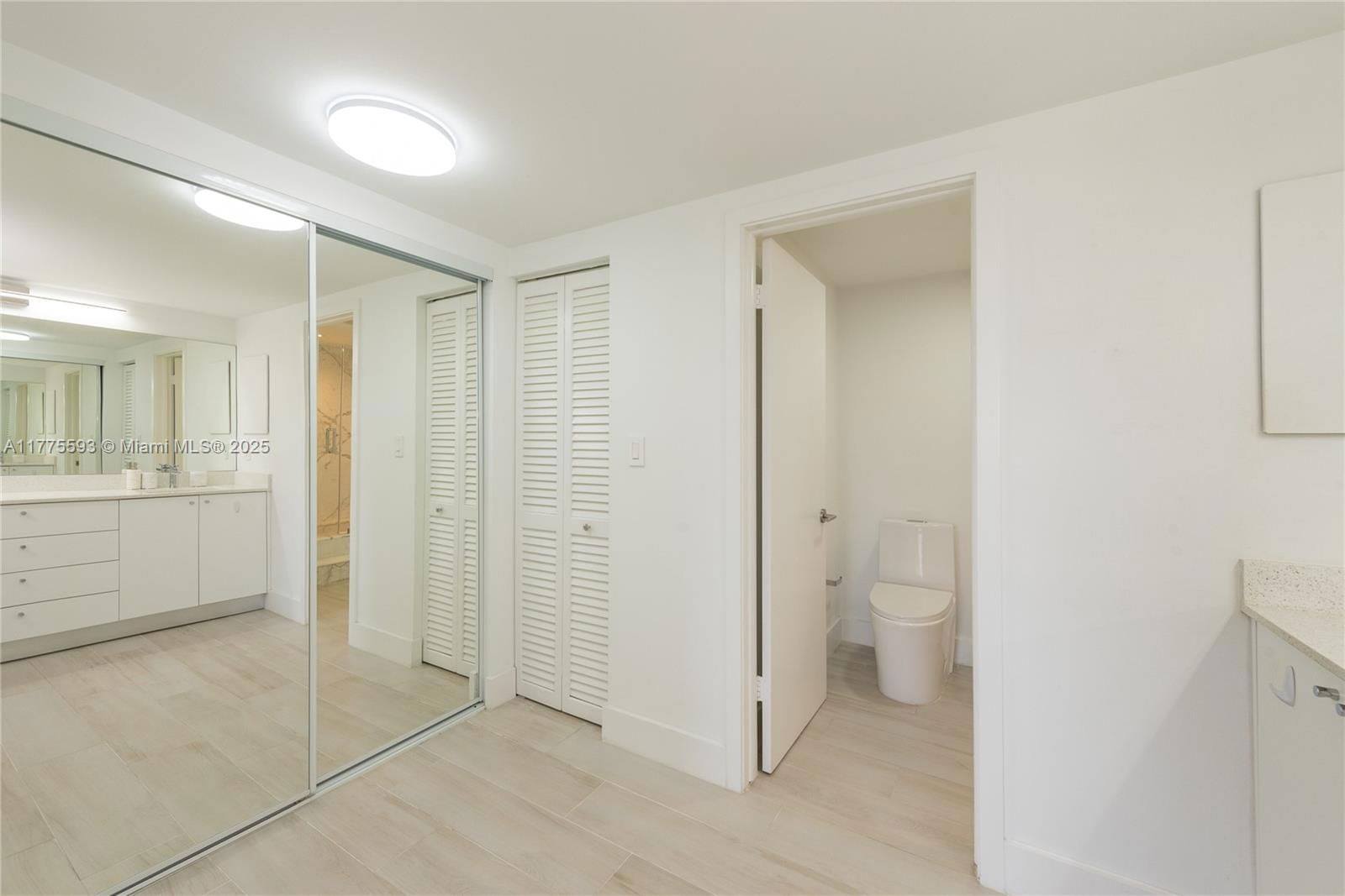 Real estate property located at 155 Ocean Lane Dr #404, Miami-dade, Commodore Club West Condo, Key Biscayne, FL