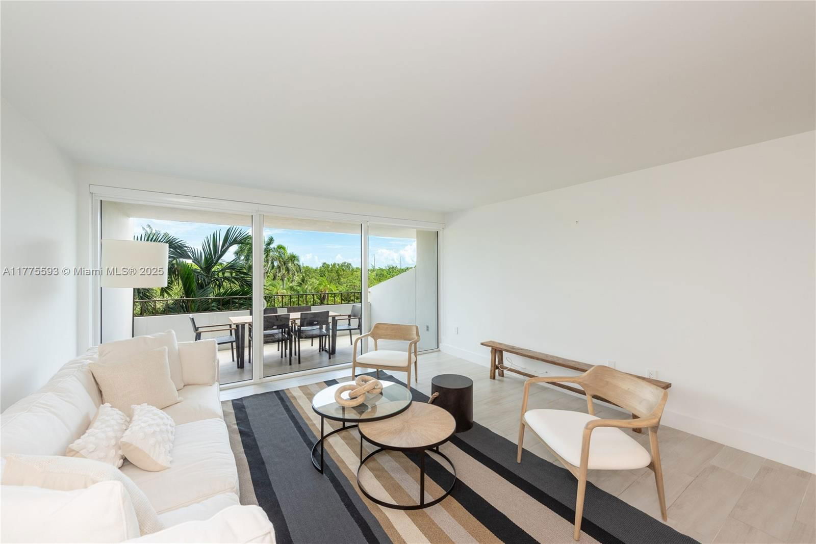 Real estate property located at 155 Ocean Lane Dr #404, Miami-dade, Commodore Club West Condo, Key Biscayne, FL
