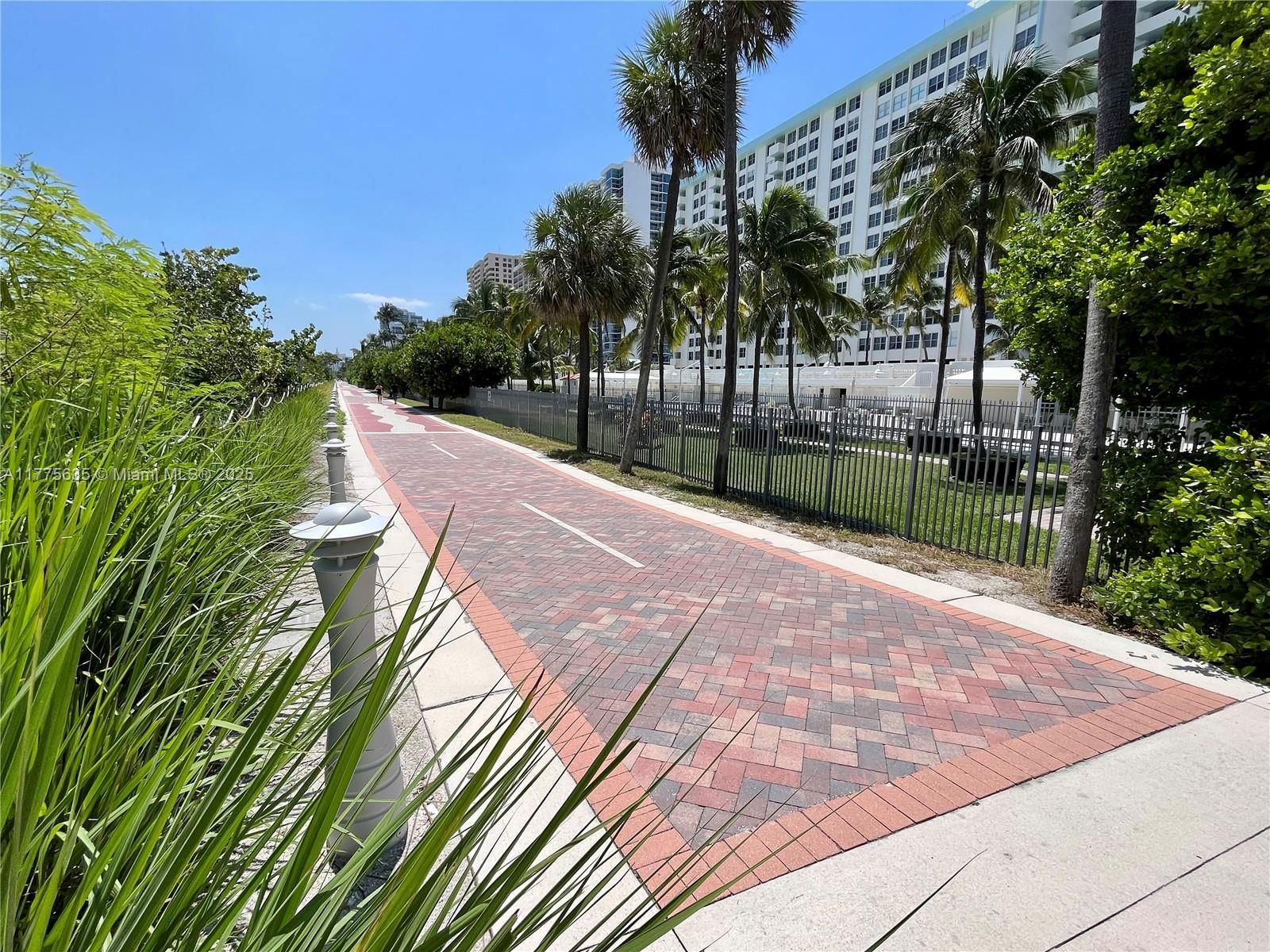 Real estate property located at 2899 Collins Ave #550, Miami-dade, Triton Tower Condo, Miami Beach, FL