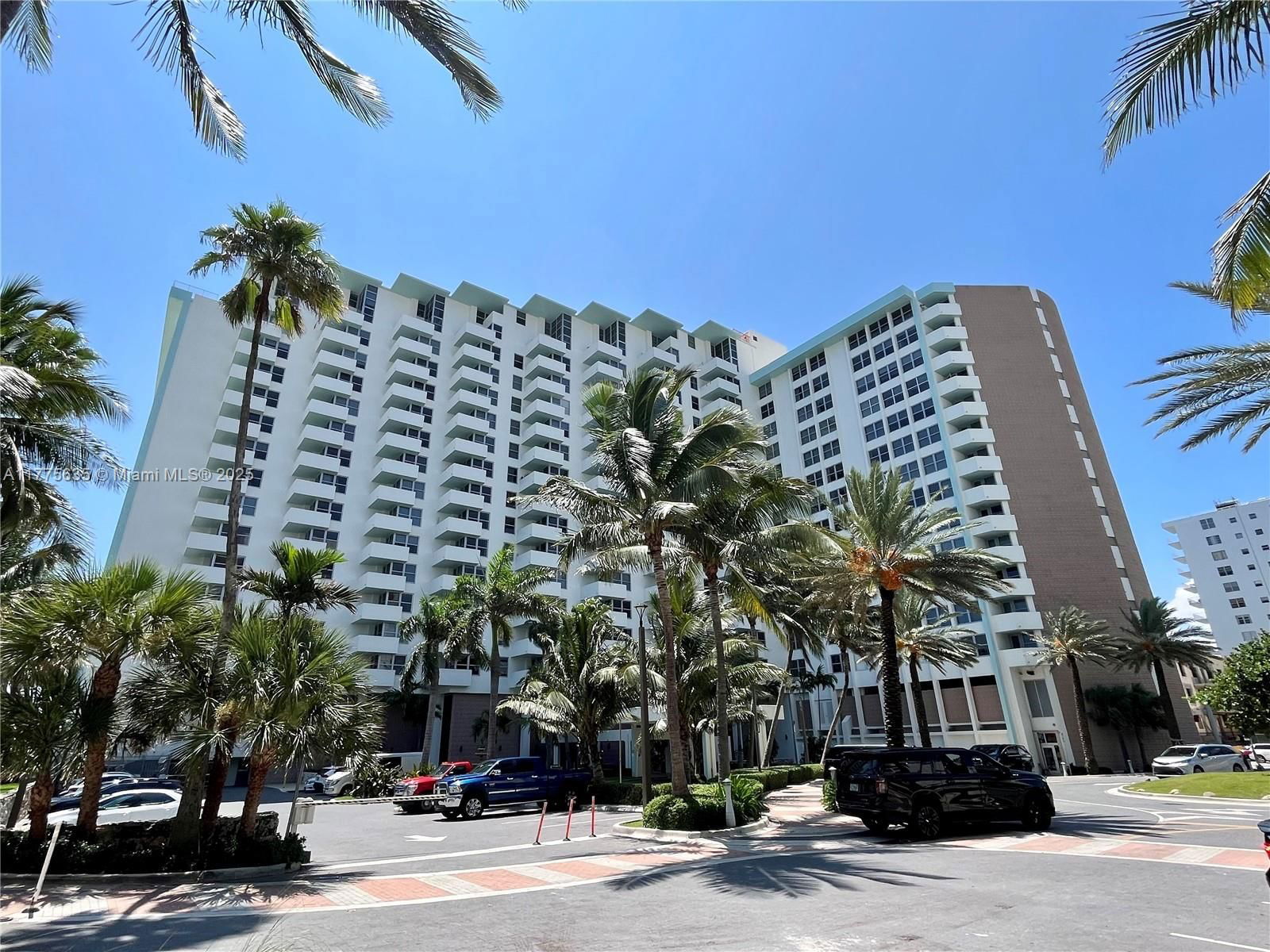 Real estate property located at 2899 Collins Ave #550, Miami-dade, Triton Tower Condo, Miami Beach, FL
