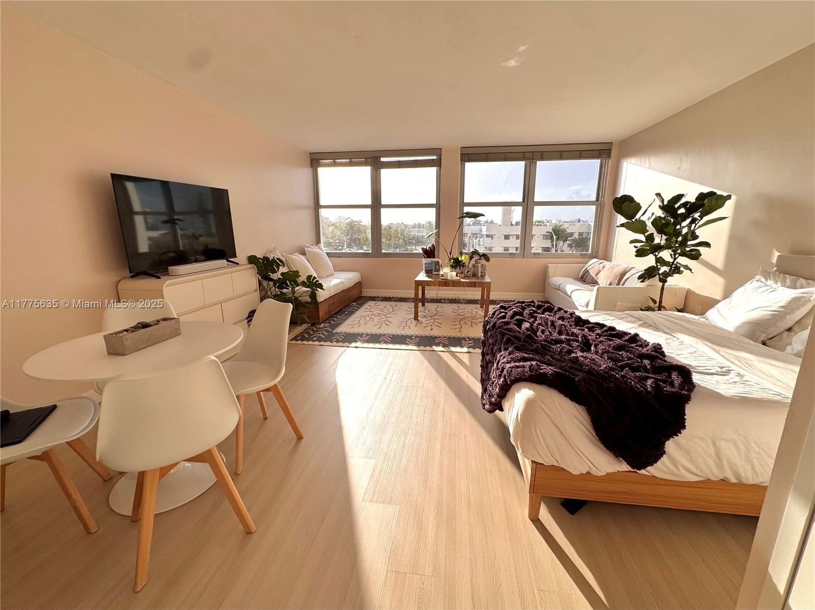 Real estate property located at 2899 Collins Ave #550, Miami-dade, Triton Tower Condo, Miami Beach, FL
