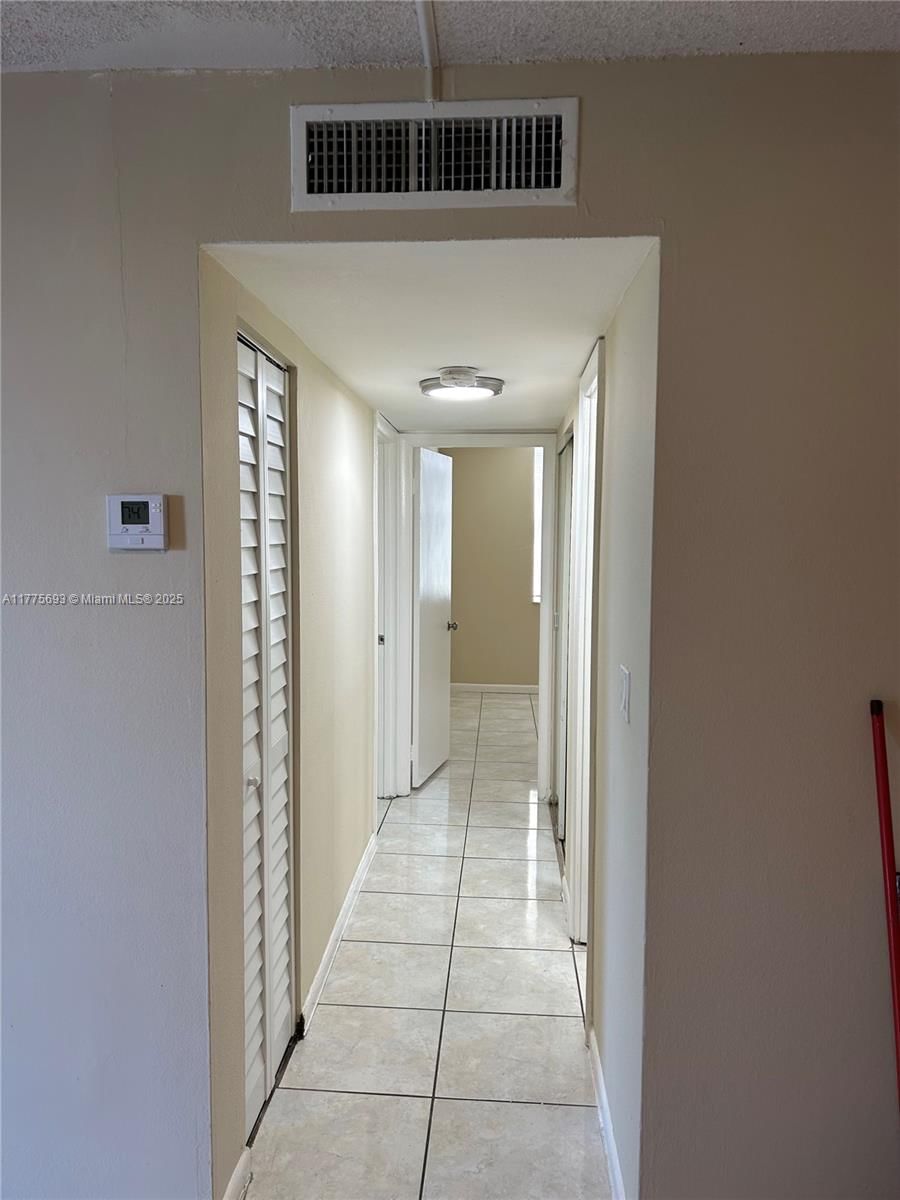 Real estate property located at 484 165th St Rd A-316, Miami-dade, Montecarlo Condo, Miami, FL
