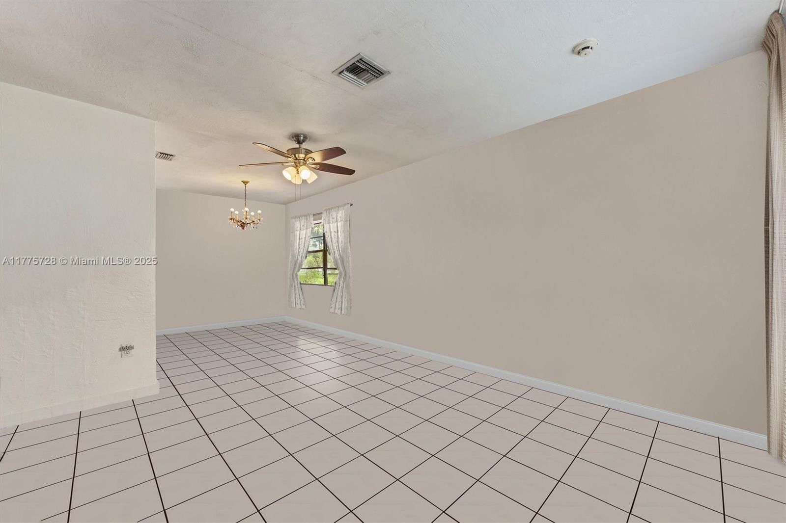 Real estate property located at 810 West Dr, Miami-dade, Opa Locka Pl No 3, Opa-Locka, FL