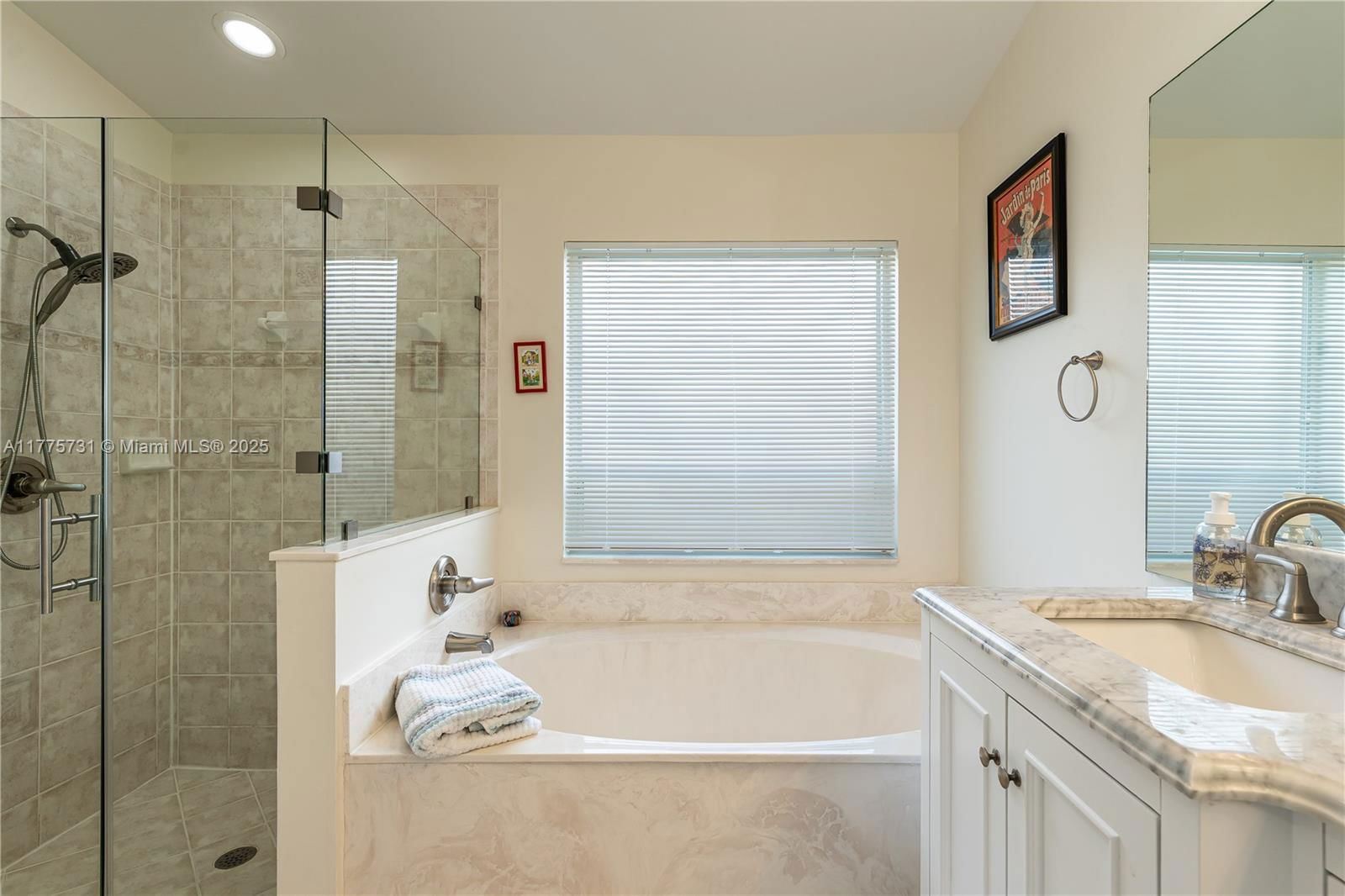 Real estate property located at 1275 144th Ave, Broward, Pembroke Falls Phase 6, Pembroke Pines, FL