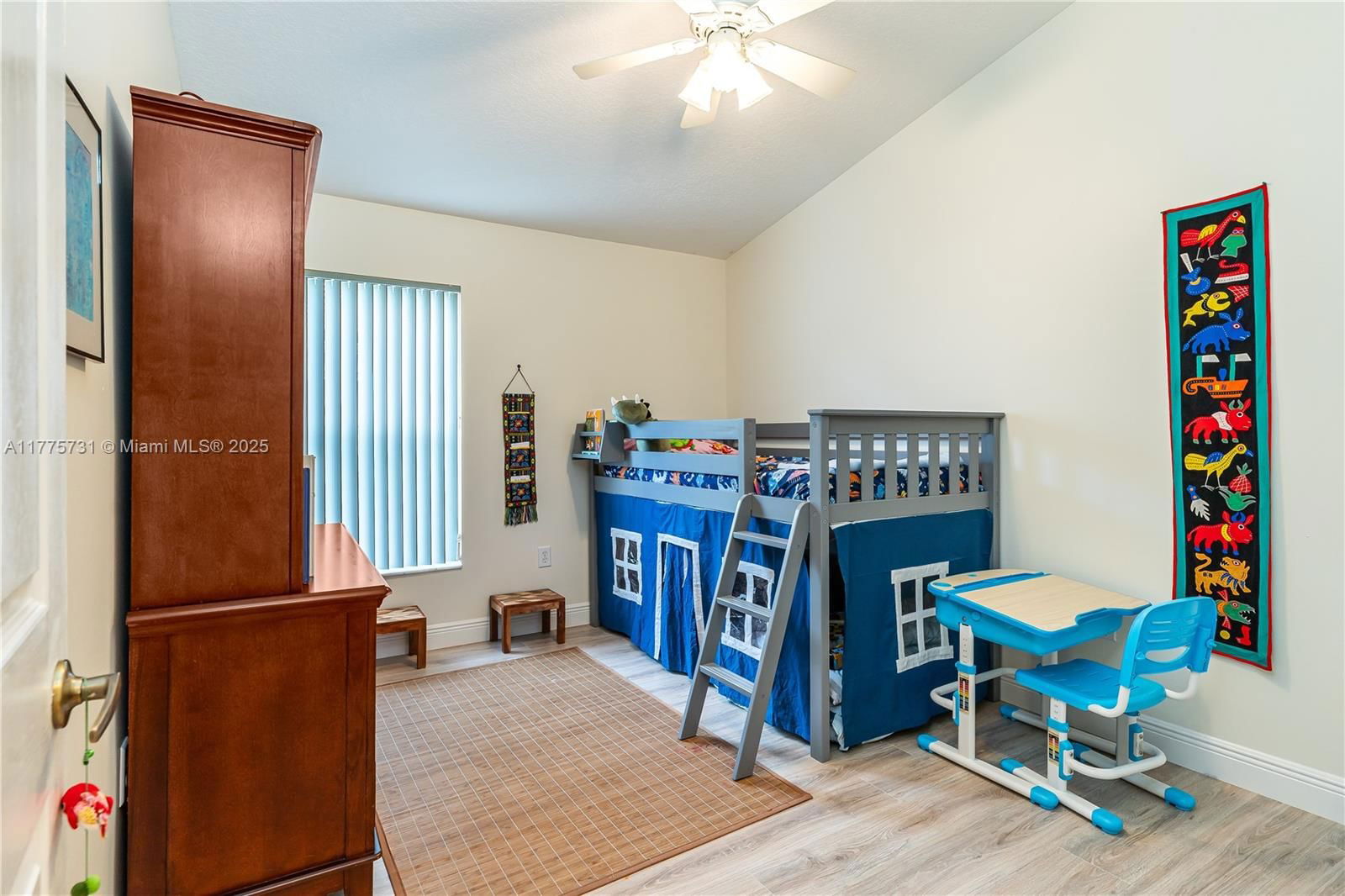 Real estate property located at 1275 144th Ave, Broward, Pembroke Falls Phase 6, Pembroke Pines, FL