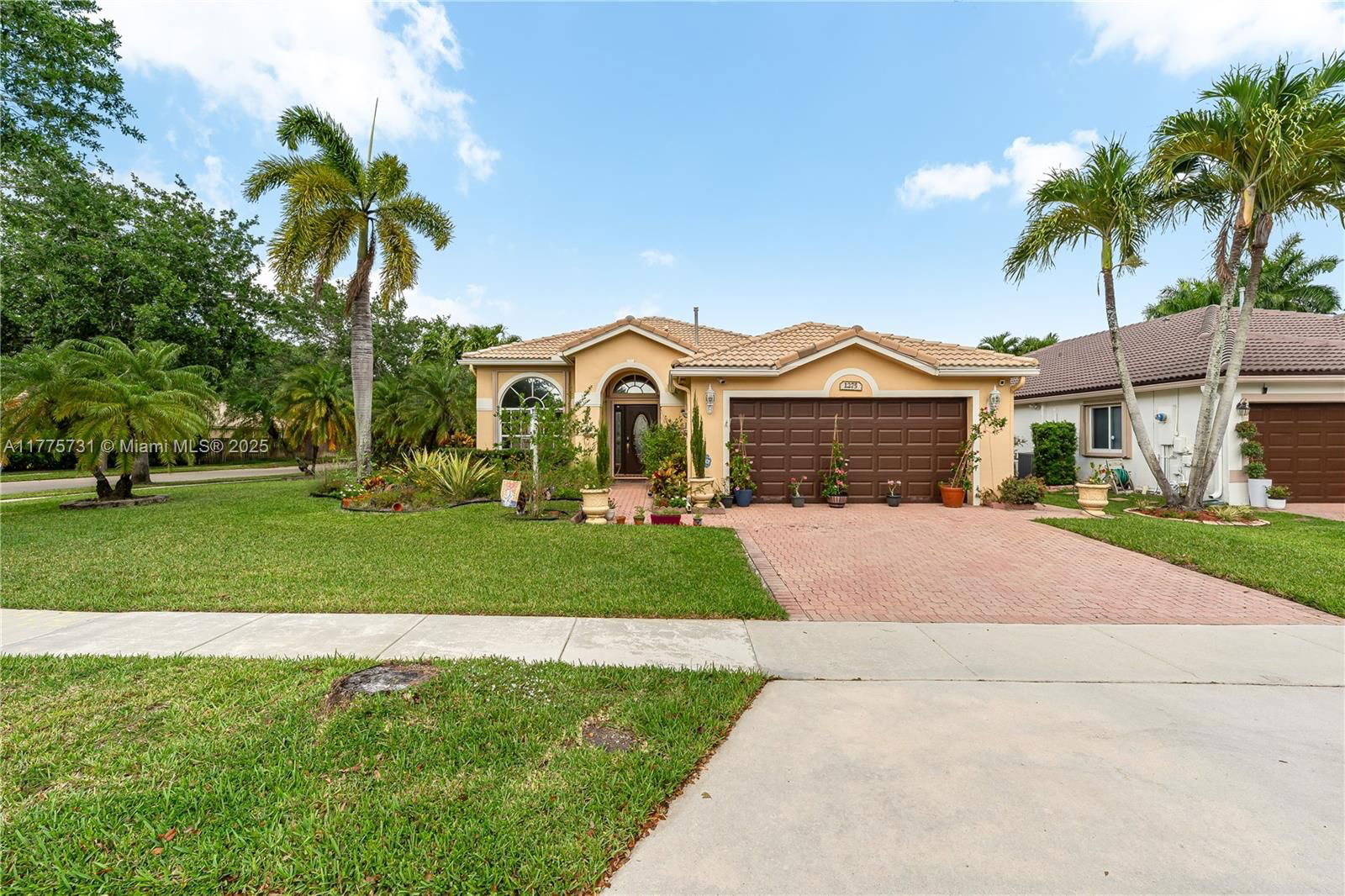 Real estate property located at 1275 144th Ave, Broward, Pembroke Falls Phase 6, Pembroke Pines, FL
