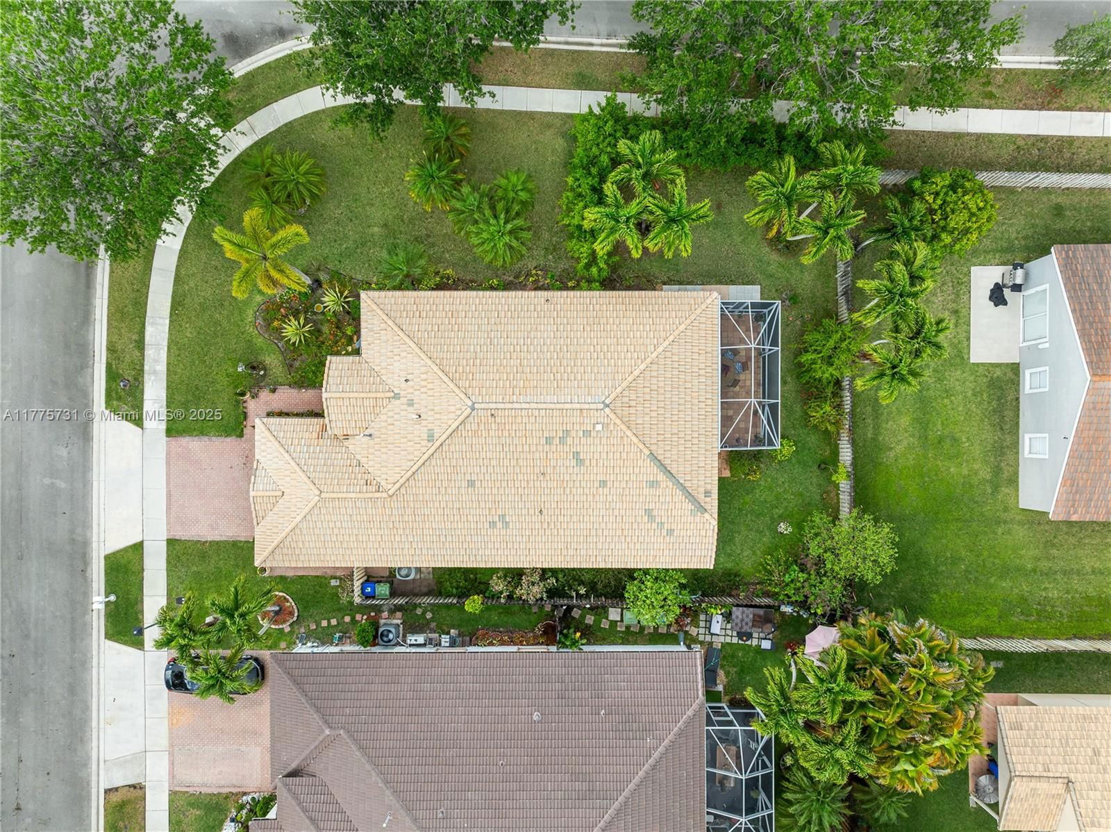 Real estate property located at 1275 144th Ave, Broward, Pembroke Falls Phase 6, Pembroke Pines, FL