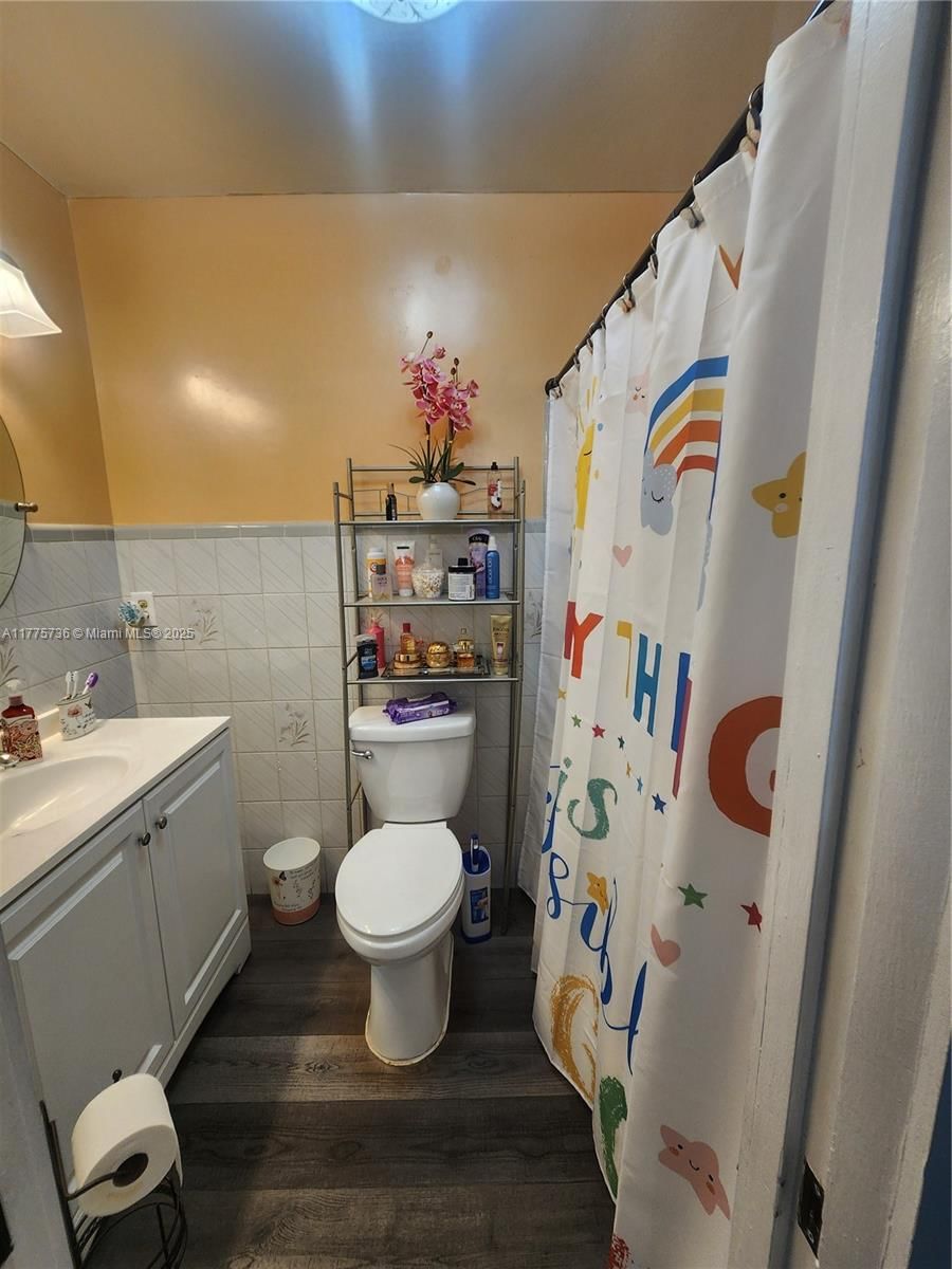 Real estate property located at 10500 32nd Ave, Miami-dade, Acme Gulfair 2nd Addn, Miami, FL
