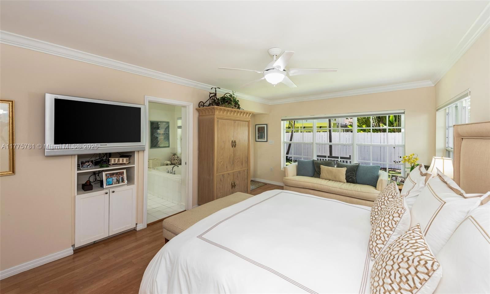 Real estate property located at 250 Greenwood Drive, Miami-dade, Tropical Isle Homes Sub 4, Key Biscayne, FL