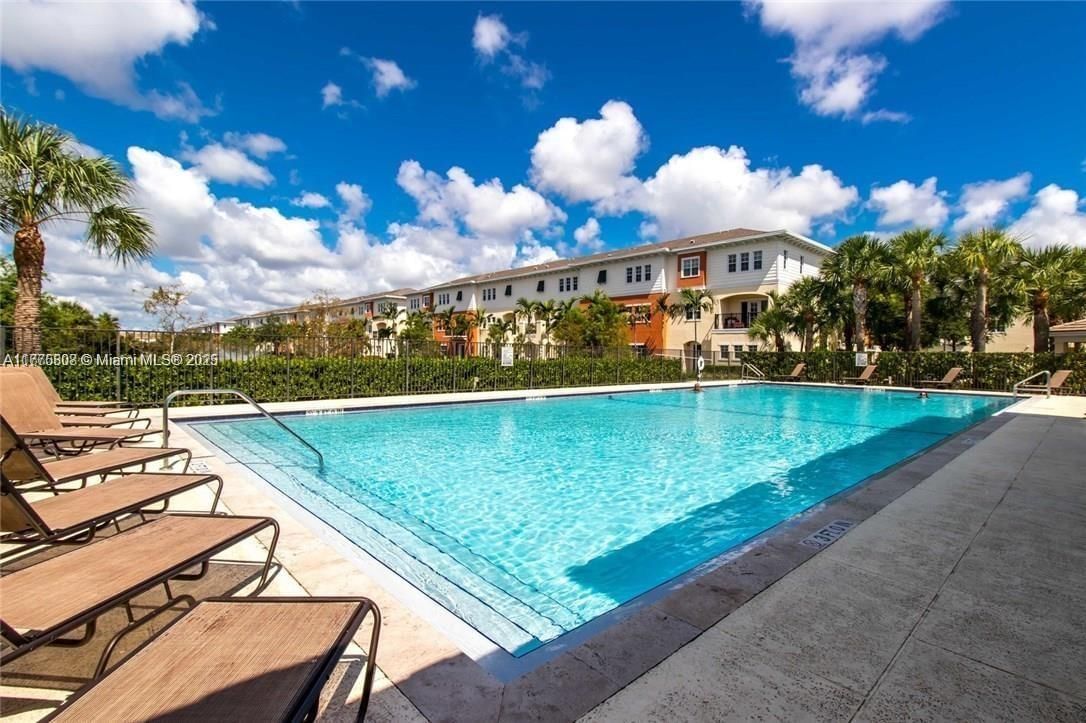 Real estate property located at 611 1st Ter #611, Broward, Cypress Grove, Pompano Beach, FL