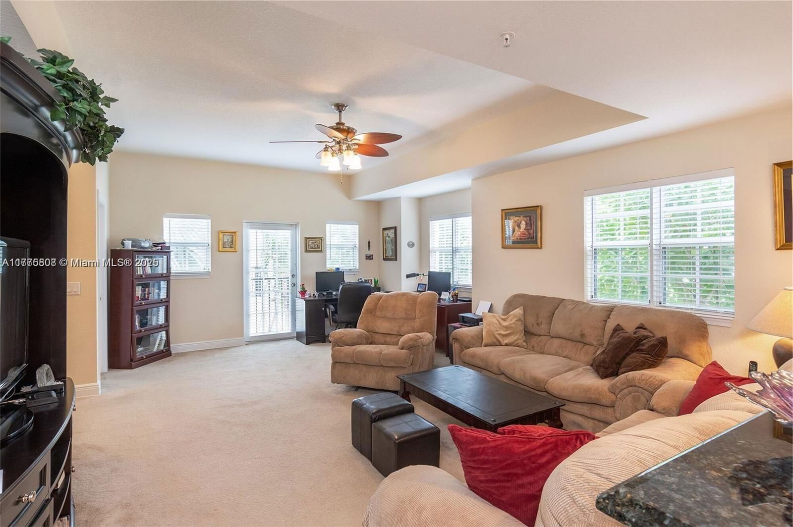 Real estate property located at 611 1st Ter #611, Broward, Cypress Grove, Pompano Beach, FL