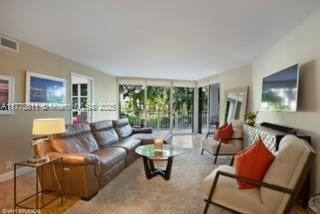 Real estate property located at 4000 Towerside Ter #409, Miami-dade, The Towers Of Quayside Co, Miami, FL
