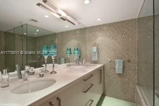 Real estate property located at 4000 Towerside Ter #409, Miami-dade, The Towers Of Quayside Co, Miami, FL