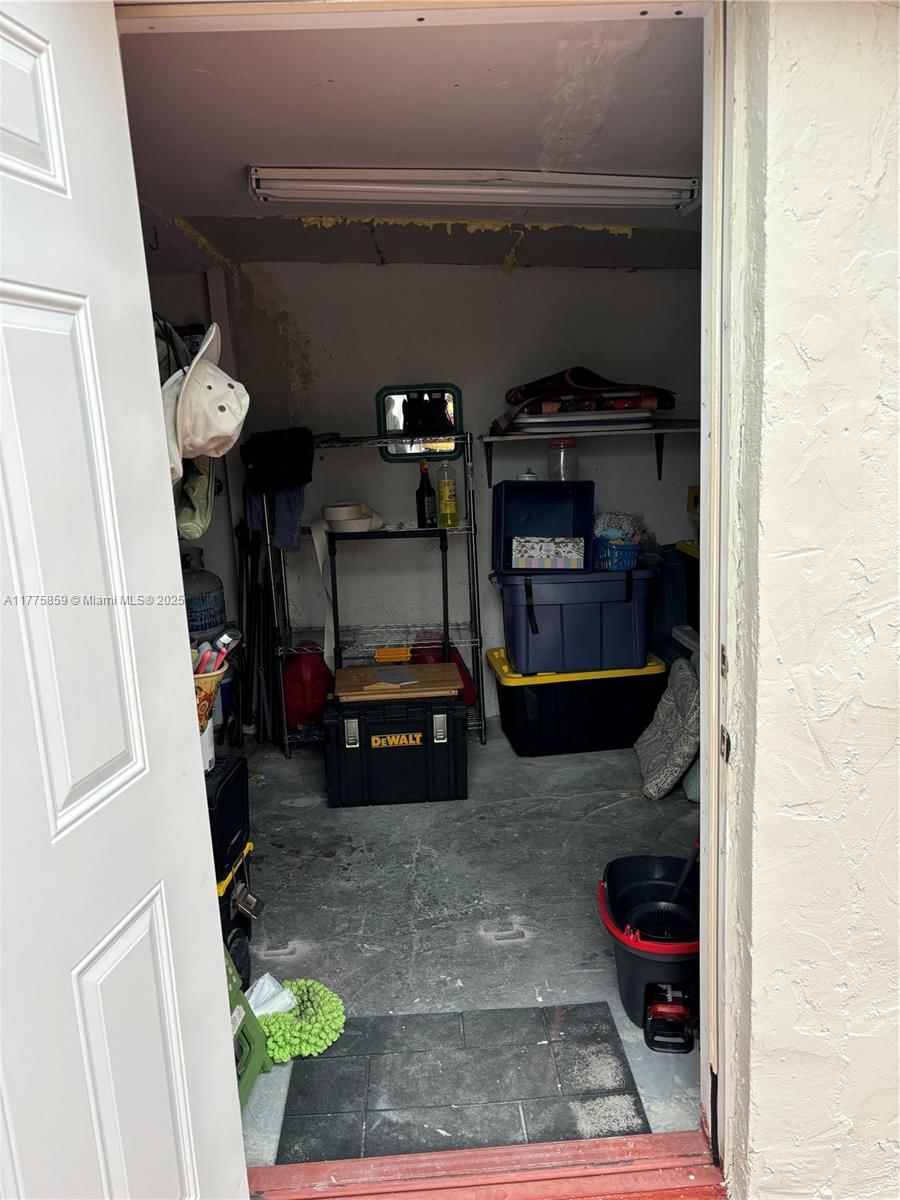 Real estate property located at 12343 195th Ter, Miami-dade, South Miami Lakes, Miami, FL
