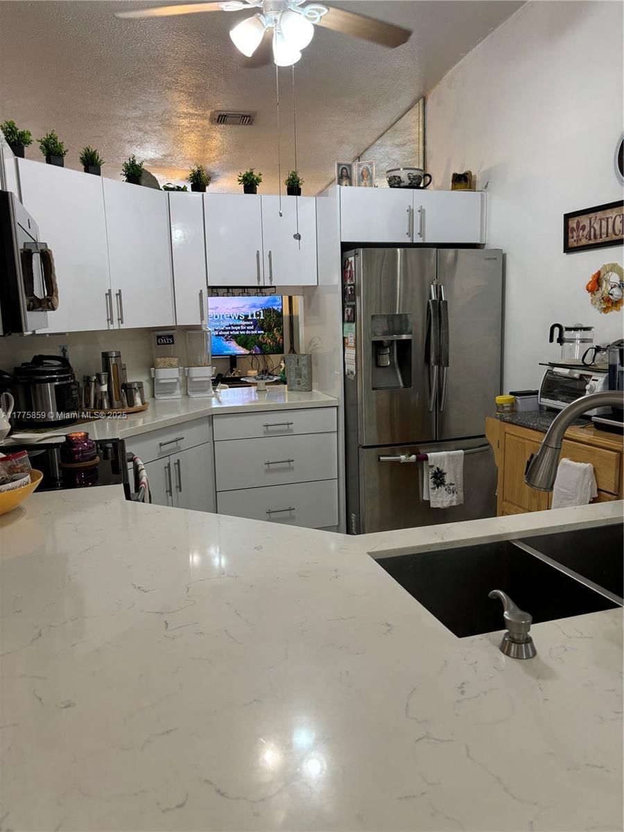 Real estate property located at 12343 195th Ter, Miami-dade, South Miami Lakes, Miami, FL