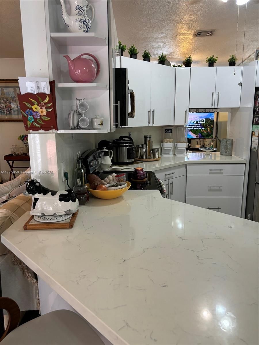 Real estate property located at 12343 195th Ter, Miami-dade, South Miami Lakes, Miami, FL