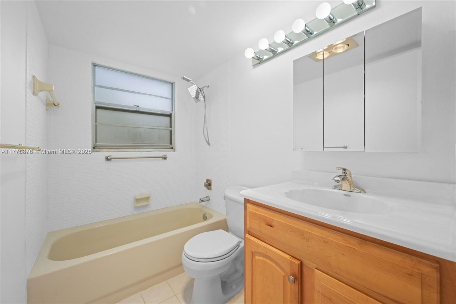 Real estate property located at 45 Islewood B #45, Broward, Islewood B Condo, Deerfield Beach, FL