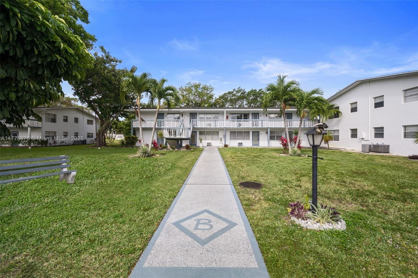 Real estate property located at 45 Islewood B #45, Broward, Islewood B Condo, Deerfield Beach, FL