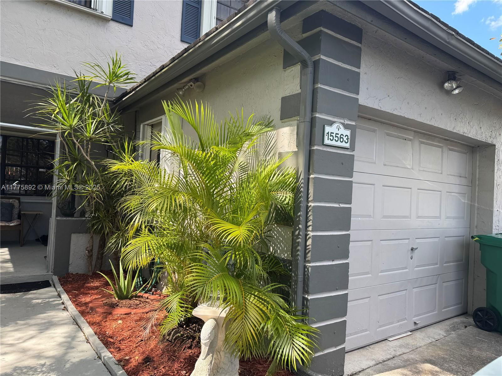Real estate property located at 15563 110th Ter #15563, Miami-dade, La Maison At The Hammocks, Miami, FL