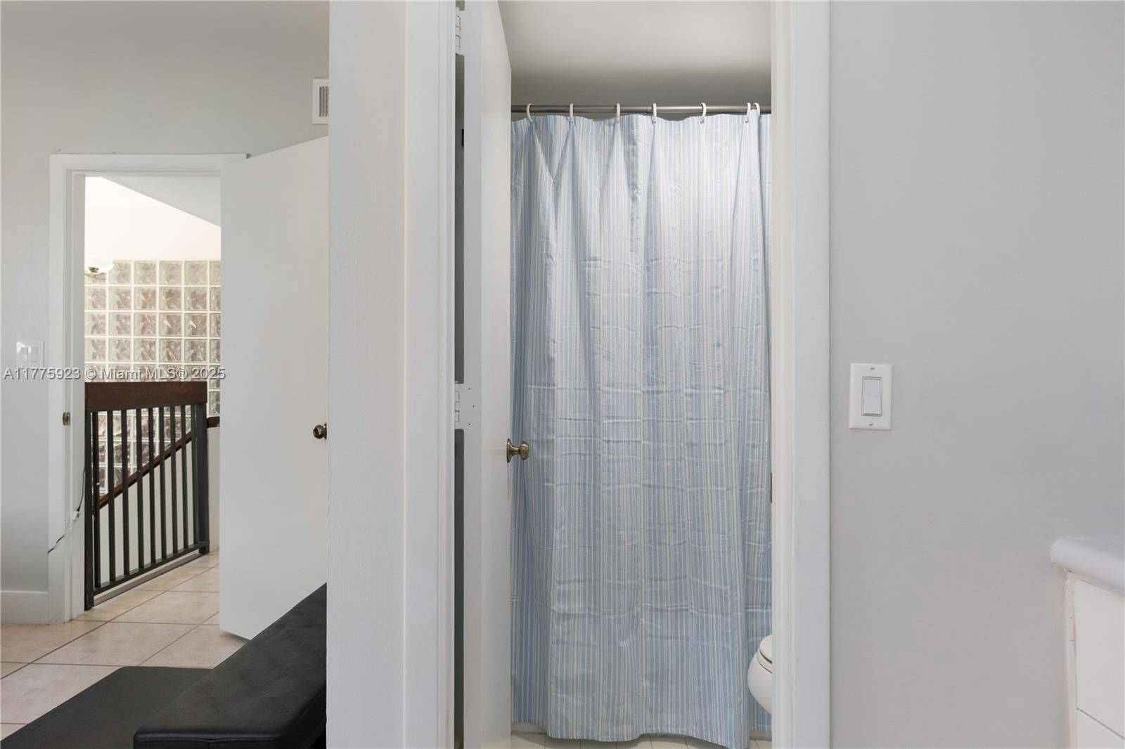 Real estate property located at 2801 87th Ave #1006, Broward, Harvest Section Four Cond, Davie, FL