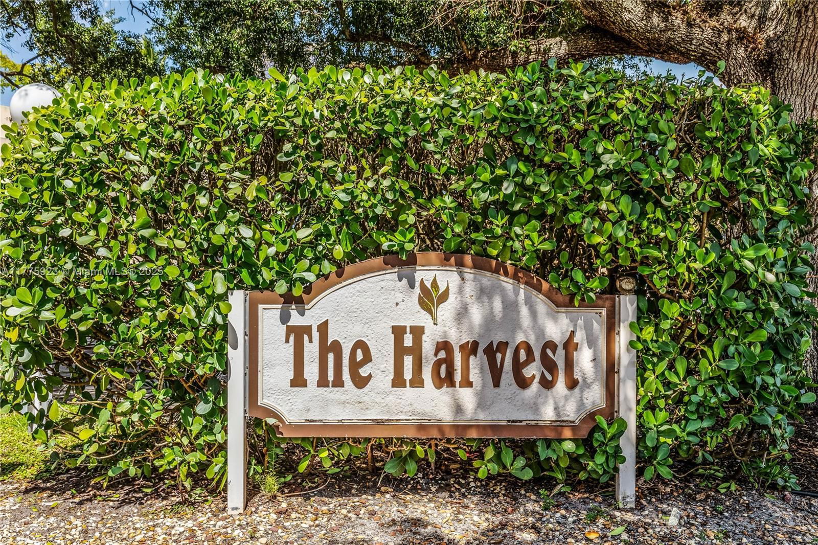 Real estate property located at 2801 87th Ave #1006, Broward, Harvest Section Four Cond, Davie, FL