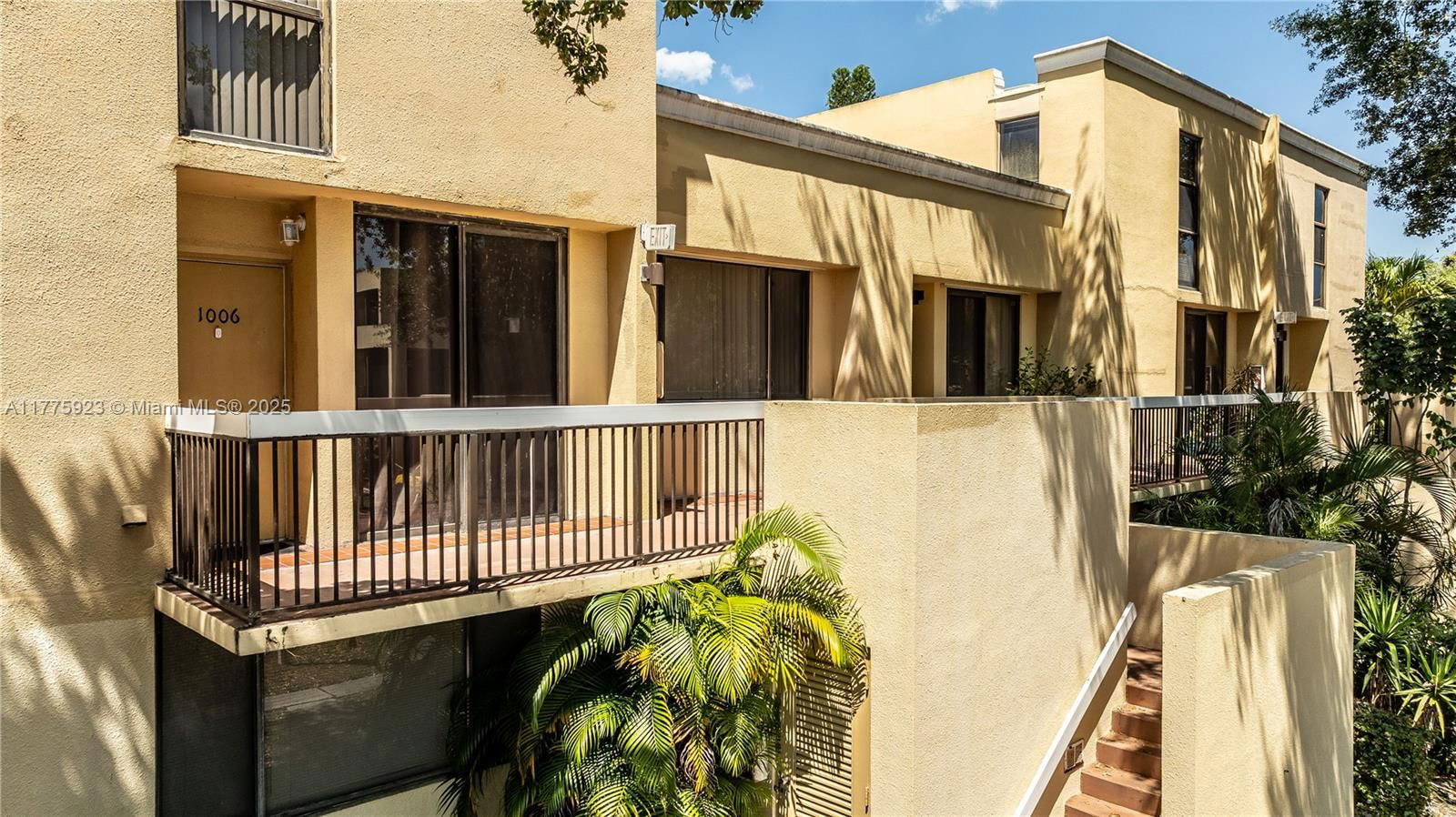 Real estate property located at 2801 87th Ave #1006, Broward, Harvest Section Four Cond, Davie, FL