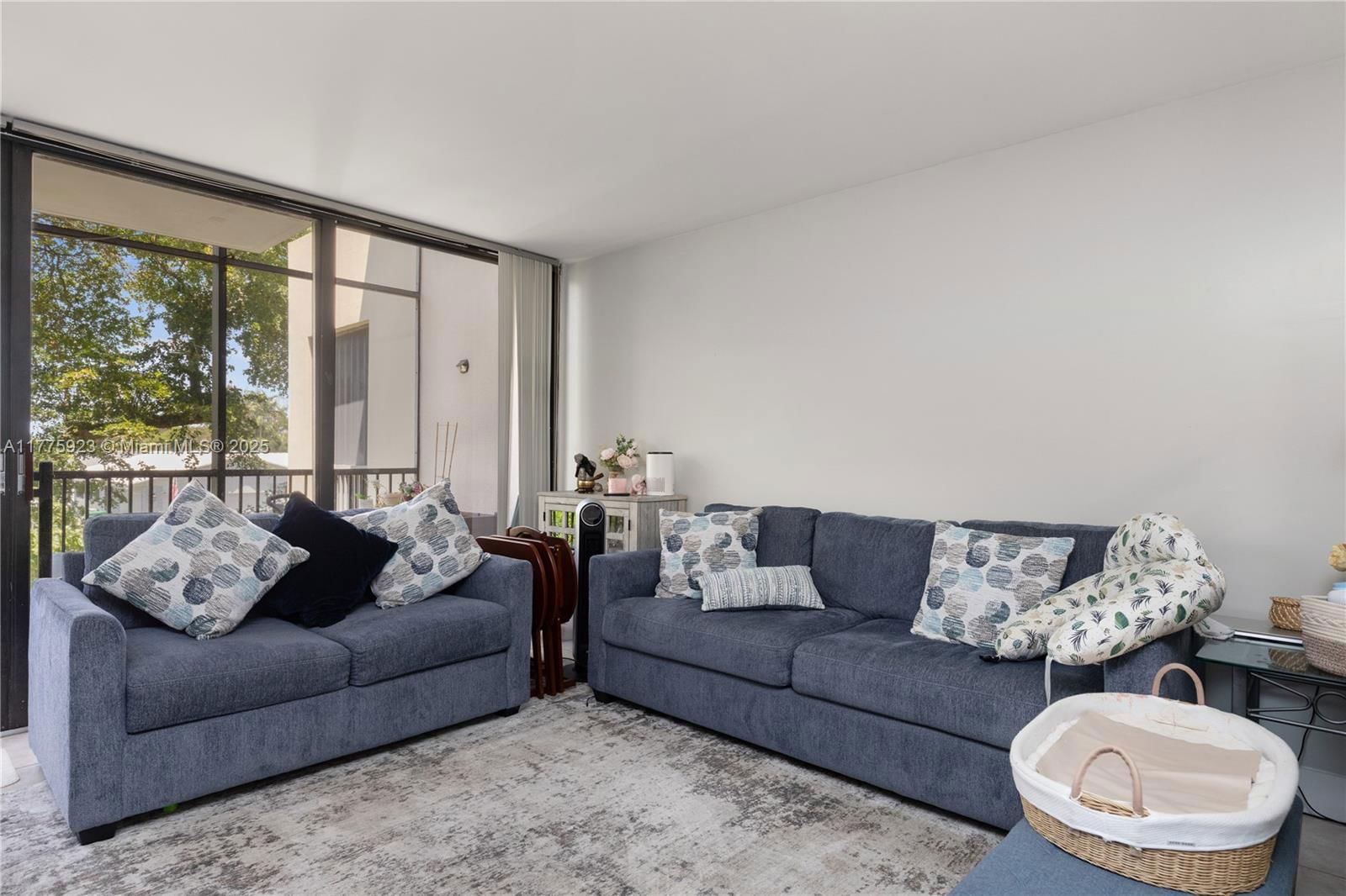 Real estate property located at 2801 87th Ave #1006, Broward, Harvest Section Four Cond, Davie, FL