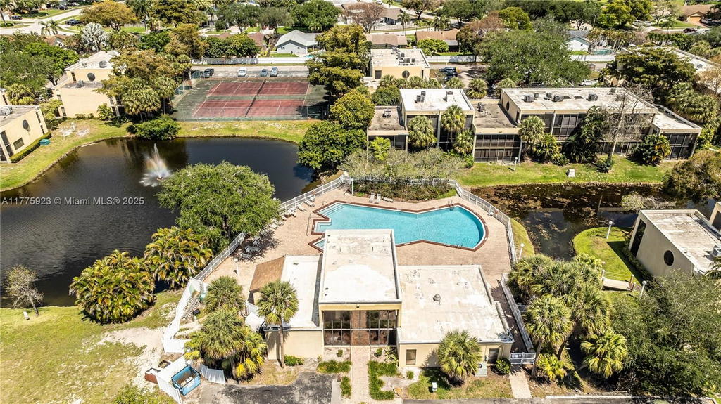 Real estate property located at 2801 87th Ave #1006, Broward, Harvest Section Four Cond, Davie, FL