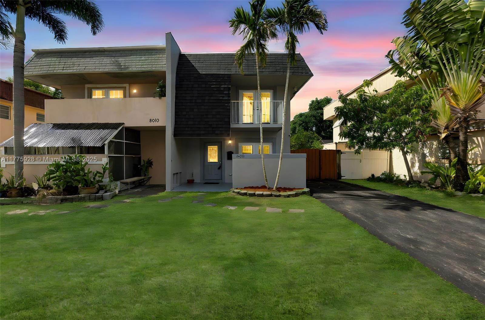 Real estate property located at 8012 5th St #8012, Broward, North Lauderdale Village, North Lauderdale, FL