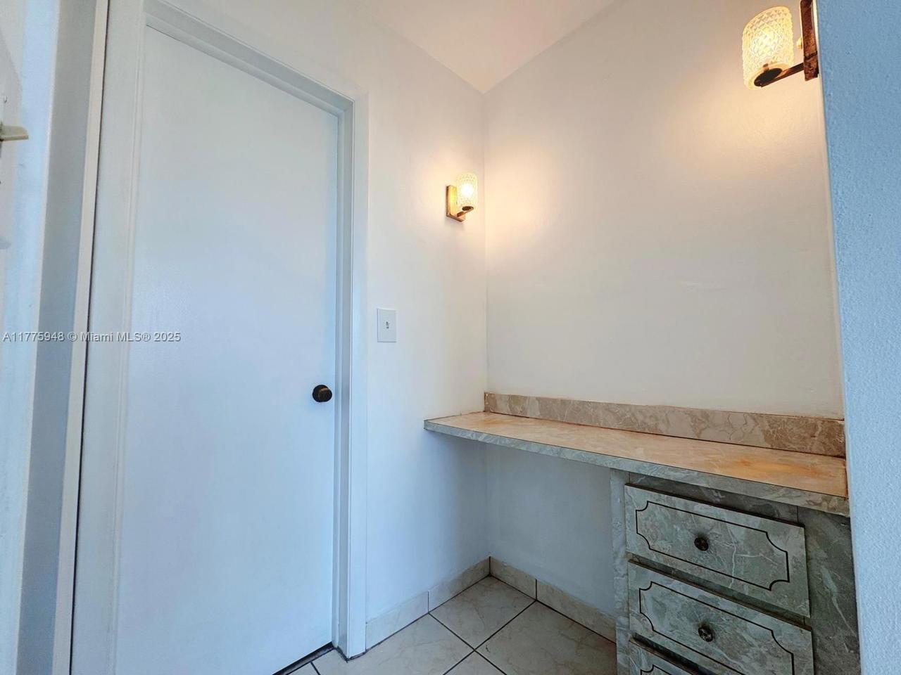 Real estate property located at 2903 Point East Dr K411, Miami-dade, Point East Sec Iii Condo, Aventura, FL