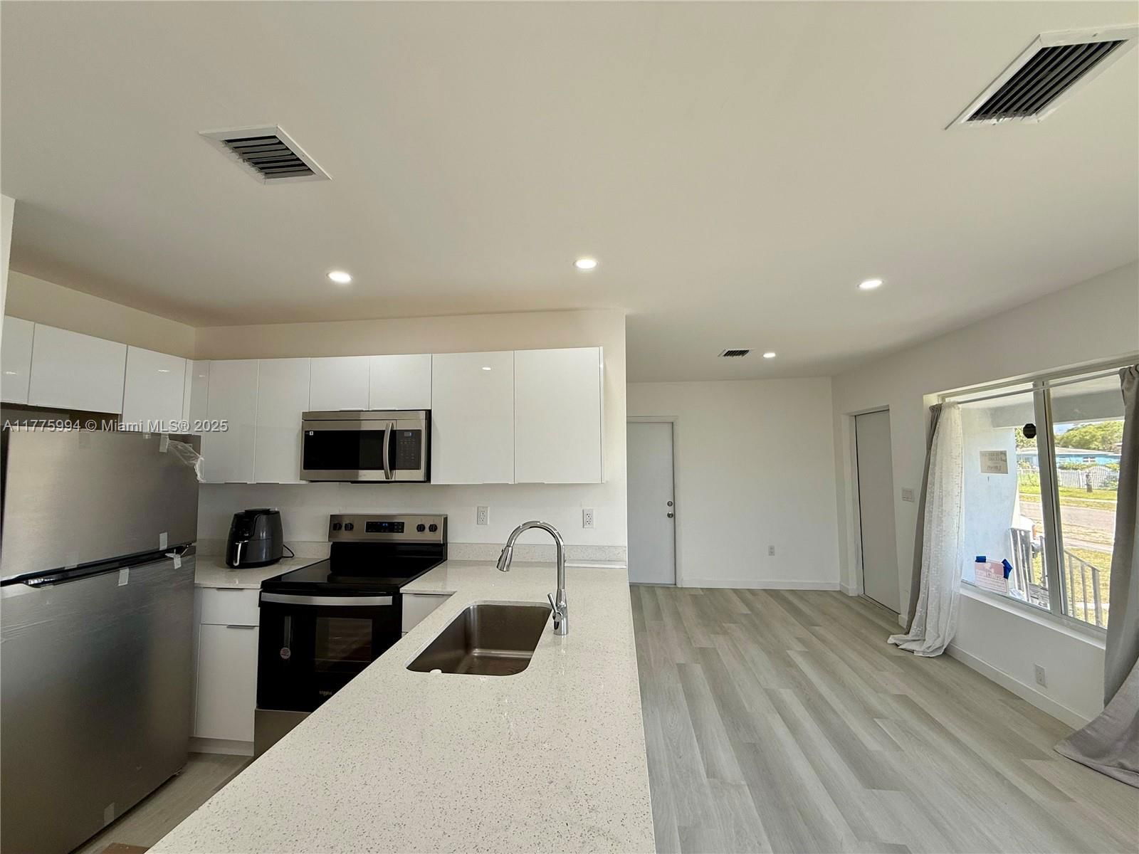 Real estate property located at 1391 72nd St, Miami-dade, T L Johnson Sub In Sw1/4, Miami, FL