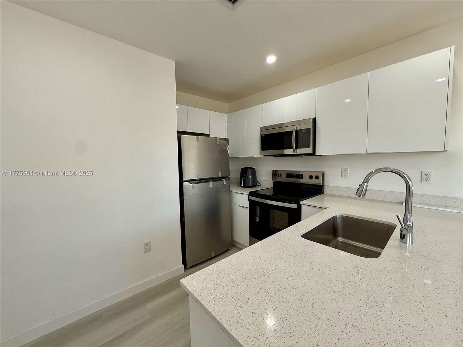 Real estate property located at 1391 72nd St, Miami-dade, T L Johnson Sub In Sw1/4, Miami, FL