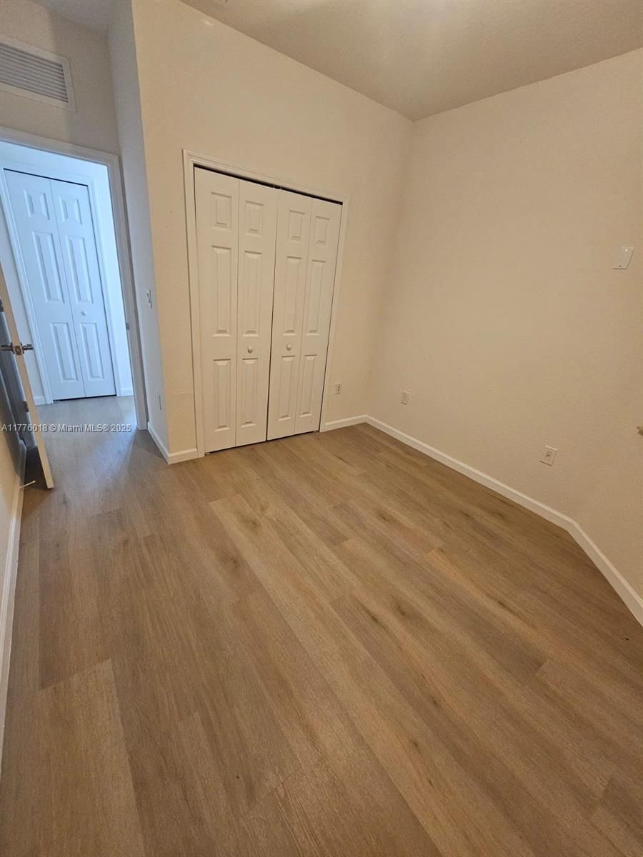 Real estate property located at 11503 89th St #224, Miami-dade, St Mortiz At Doral Condo, Doral, FL